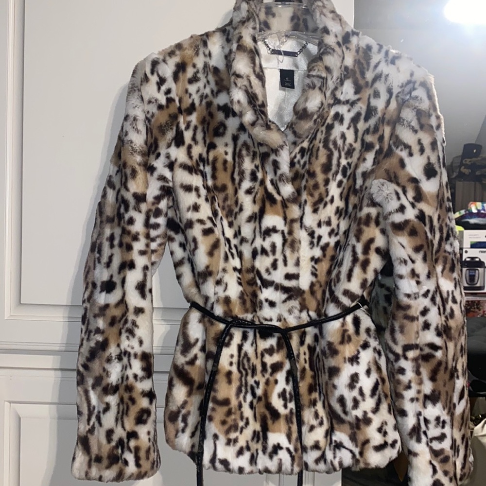 Whitehouse Black Market faux fur jacket